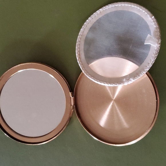 Vintage Compact - Picture 4 of 4